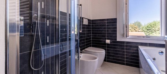 2 bedrooms Apartment in Castel Bolognese, Italy No. 374267 2