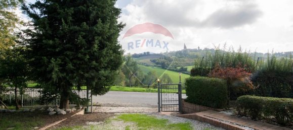 6 rooms House in Ostra Vetere, Italy No. 5674 12