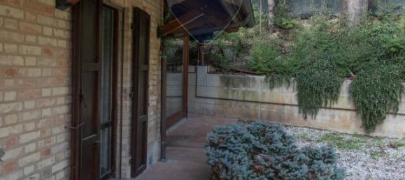 6 rooms House in Ostra Vetere, Italy No. 5674 18