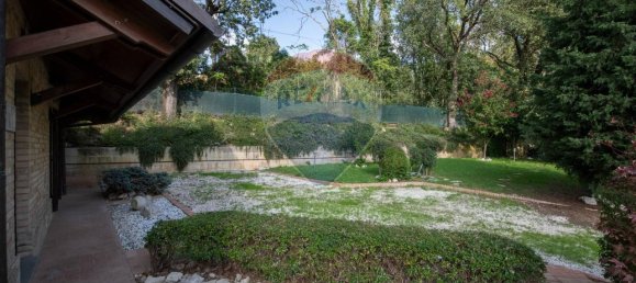 6 rooms House in Ostra Vetere, Italy No. 5674 20