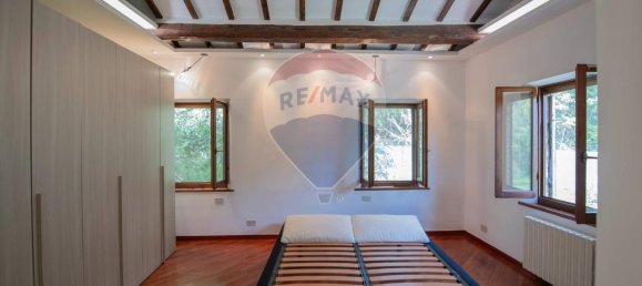 6 rooms House in Ostra Vetere, Italy No. 5674 45