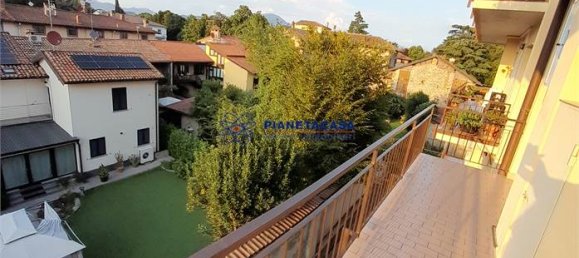 1 bedroom Apartment in Seriate, Italy No. 294629 2