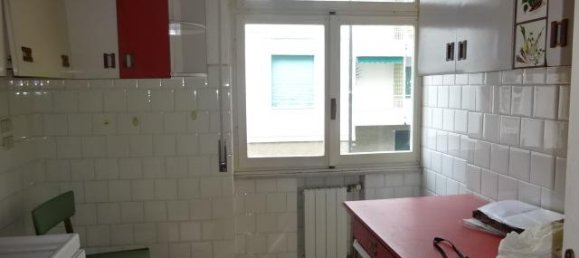 3-salle Appartement à Sanremo, Italy No. 230663 6