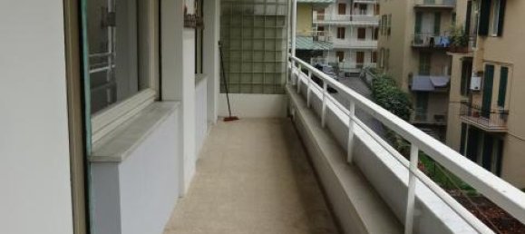 3-salle Appartement à Sanremo, Italy No. 230663 12