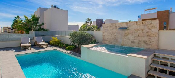 3 bedrooms Villa in La Mata, Spain No. 4234 2