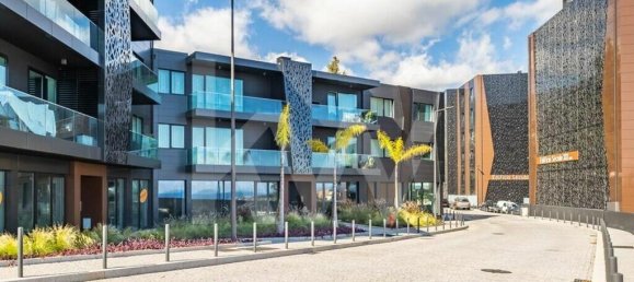 125m² Commercial property in Funchal, Portugal No. 78795 21