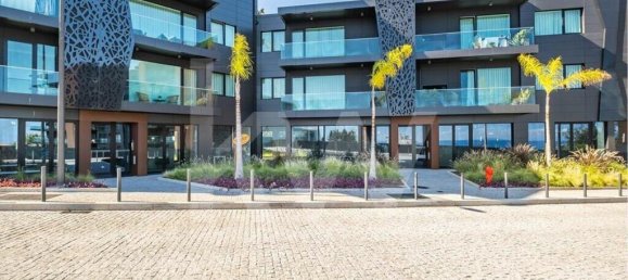 125m² Commercial property in Funchal, Portugal No. 78795 25