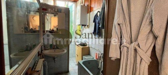 2 bedrooms Apartment in Rome, Italy No. 370224 17