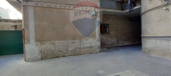 Гараж с 1 комнатой в Палермо, Италия № 15524 6