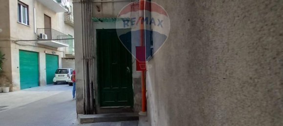 Гараж с 1 комнатой в Палермо, Италия № 15524 4