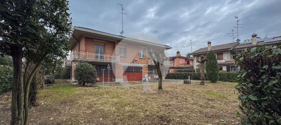 Villa de 9 divisões em Reggio Emilia, Italy N.º 15141 6