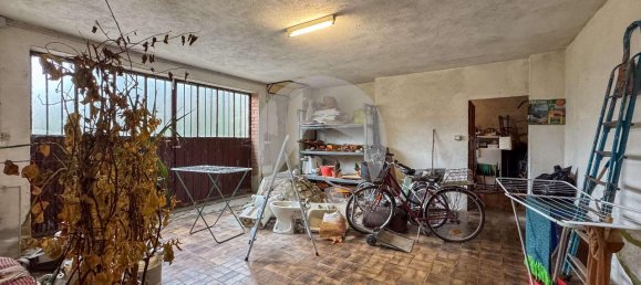 Villa de 9 divisões em Reggio Emilia, Italy N.º 15141 38