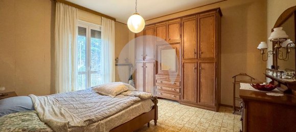 Villa de 9 divisões em Reggio Emilia, Italy N.º 15141 32