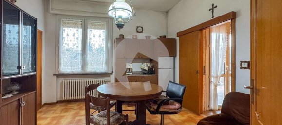 Villa de 9 divisões em Reggio Emilia, Italy N.º 15141 19