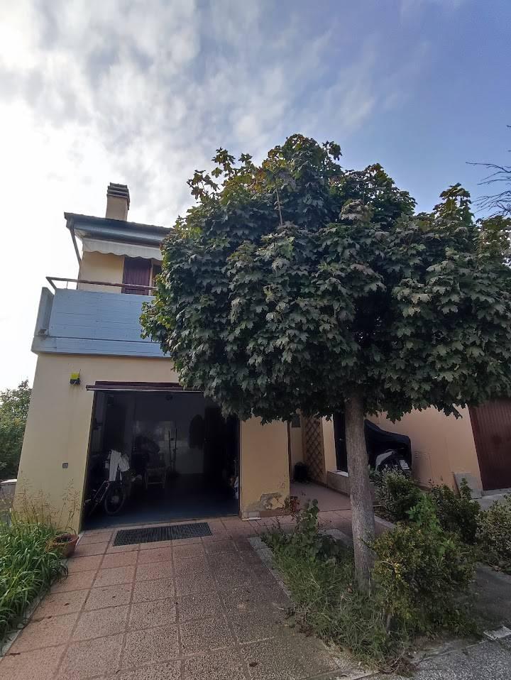 5-salle Maison à Pesaro, Italy No. 116919