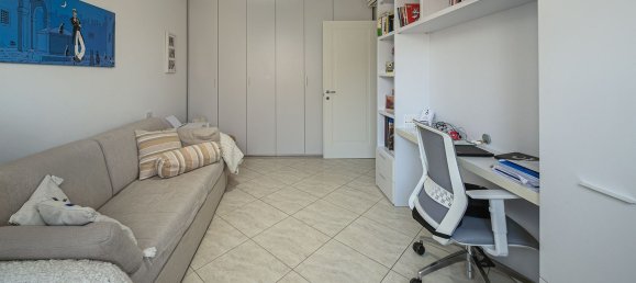 Дуплекс с 4 комнатами в Чернуско суль Навильо, Италия № 167412 10