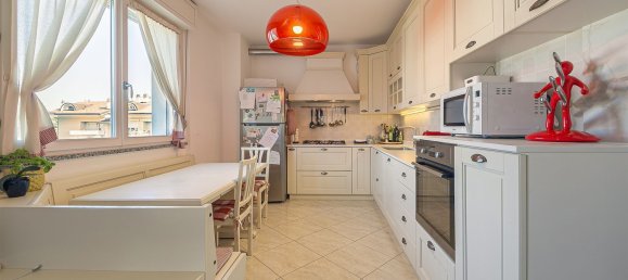 Дуплекс с 4 комнатами в Чернуско суль Навильо, Италия № 167412 5