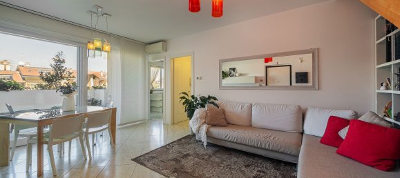 Дуплекс с 4 комнатами в Чернуско суль Навильо, Италия № 167412 3