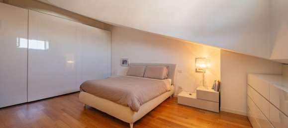 Дуплекс с 4 комнатами в Чернуско суль Навильо, Италия № 167412 15