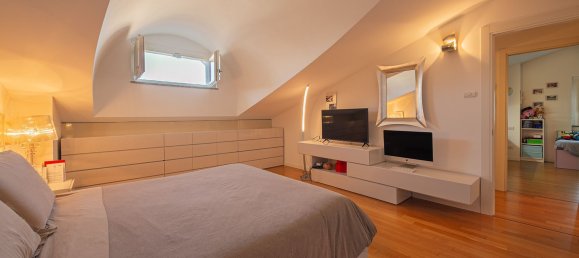 Дуплекс с 4 комнатами в Чернуско суль Навильо, Италия № 167412 14