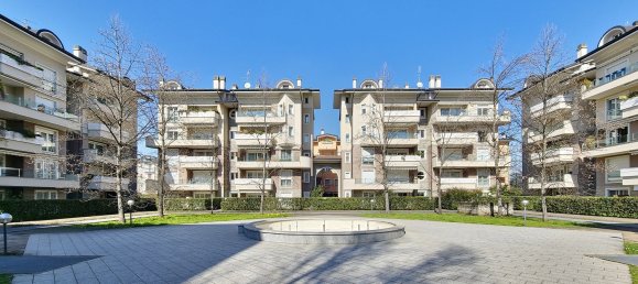 Дуплекс с 4 комнатами в Чернуско суль Навильо, Италия № 167412 8