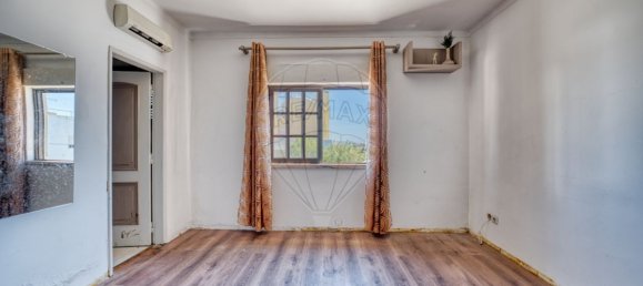 3 bedrooms House in Pernes, Portugal No. 20149 8