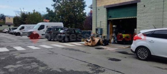 Propiedad comercial de 2 habitaciónes en Pinerolo, Italy No. 80889 3