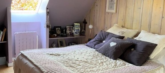 5 bedrooms House in Maule, France No. 169667 9