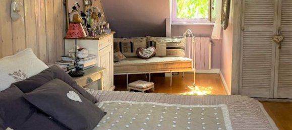 5 bedrooms House in Maule, France No. 169667 4