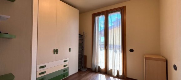 3-salle Appartement à Chiuduno, Italy No. 262441 23