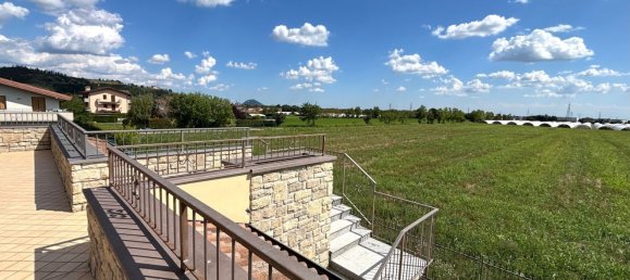 3-salle Appartement à Chiuduno, Italy No. 262441 7