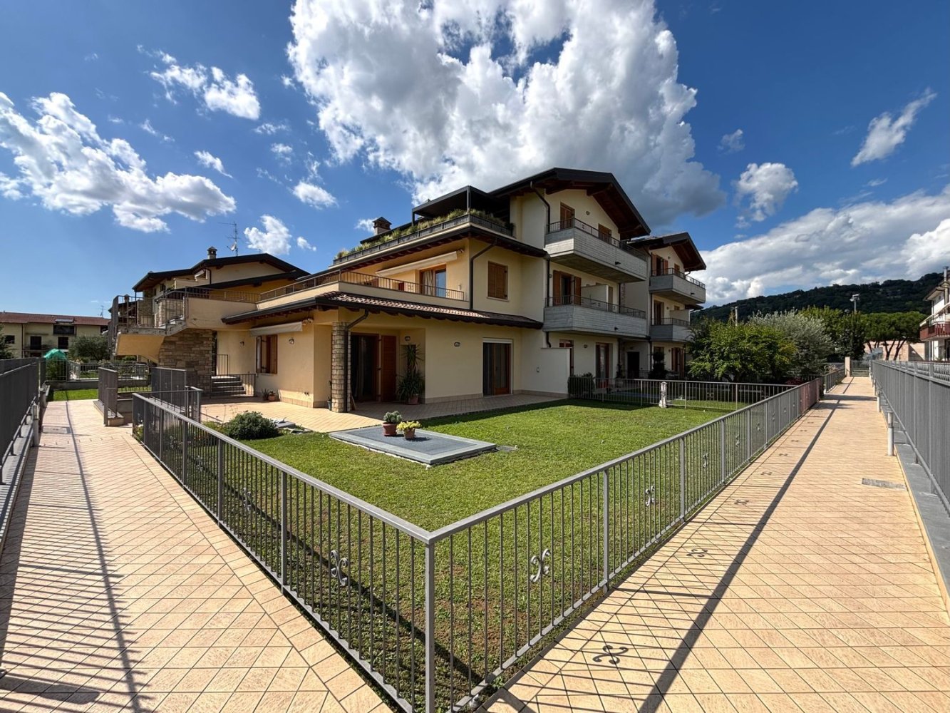 3-salle Appartement à Chiuduno, Italy No. 262441