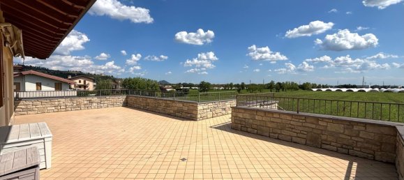 3-salle Appartement à Chiuduno, Italy No. 262441 9