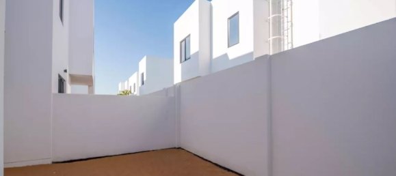 2 bedrooms Townhouse in Al Ghadeer, UAE No. 1635 2