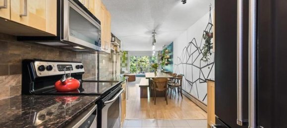 2 bedrooms House in Alberta, Canada No. 1189 9