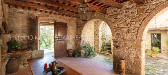 5 bedrooms House in Greve in Chianti, Italy No. 190160 6