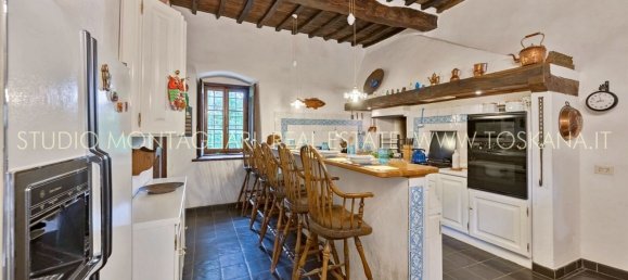 5 bedrooms House in Greve in Chianti, Italy No. 190160 11