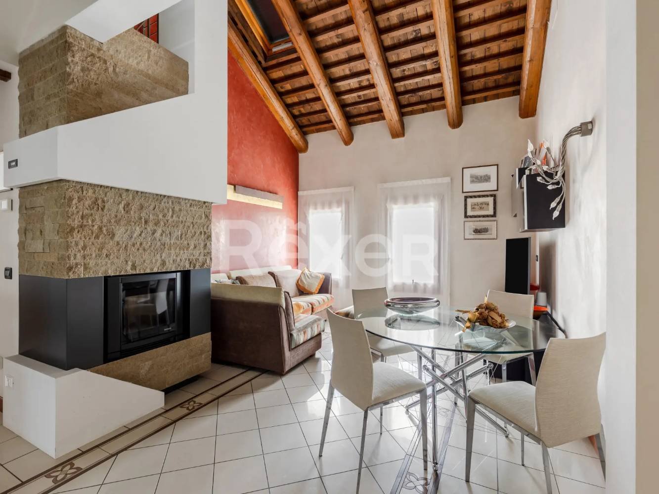 3-salle Appartement à Rovigo, Italy No. 275447