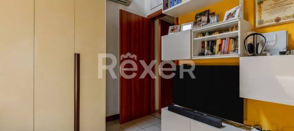 3-salle Appartement à Rovigo, Italy No. 275447 14