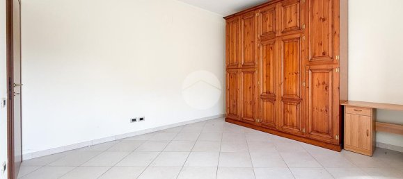 3 bedrooms Apartment in L'Aquila, Italy No. 297349 9