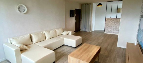 Apartamento de 3 dormitorios en Franconville, France No. 327755 2