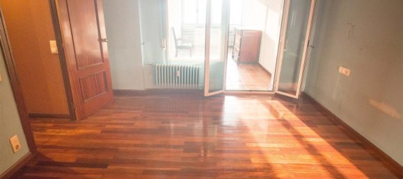 3 bedrooms Apartment in Zaragoza, Spain No. 61534 16