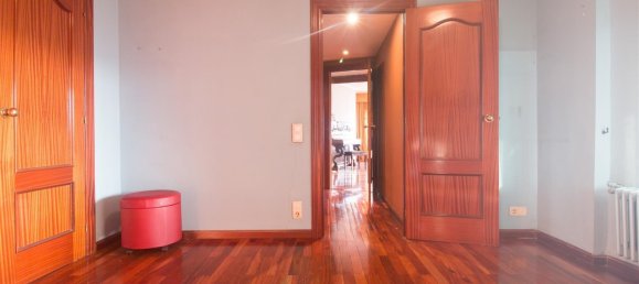 3 bedrooms Apartment in Zaragoza, Spain No. 61534 8