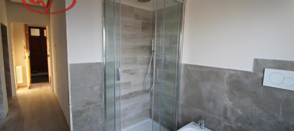 4 rooms Apartment in Terranuova Bracciolini, Italy No. 229395 9