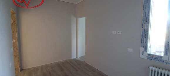 4 rooms Apartment in Terranuova Bracciolini, Italy No. 229395 13