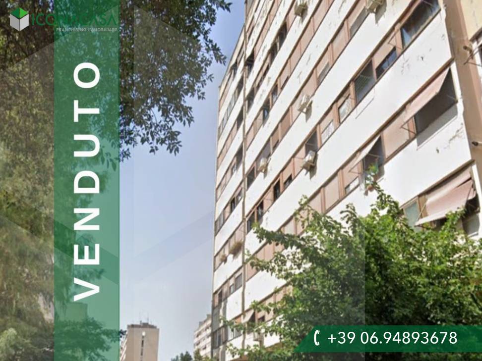 4 rooms Apartment in Rome, Italy No. 25351