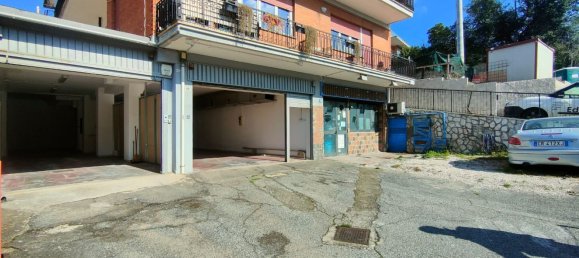 150m² Commercial property in Albano Laziale, Italy No. 83352 3