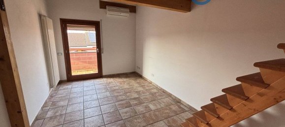 2 bedrooms Apartment in Rovigo, Italy No. 163498 9