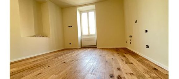 1 bedroom Apartment in Genoa, Italy No. 279182 3