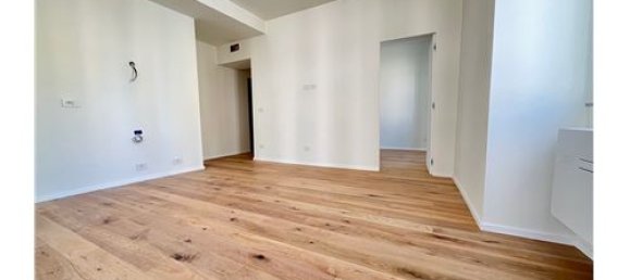 1 bedroom Apartment in Genoa, Italy No. 279182 12